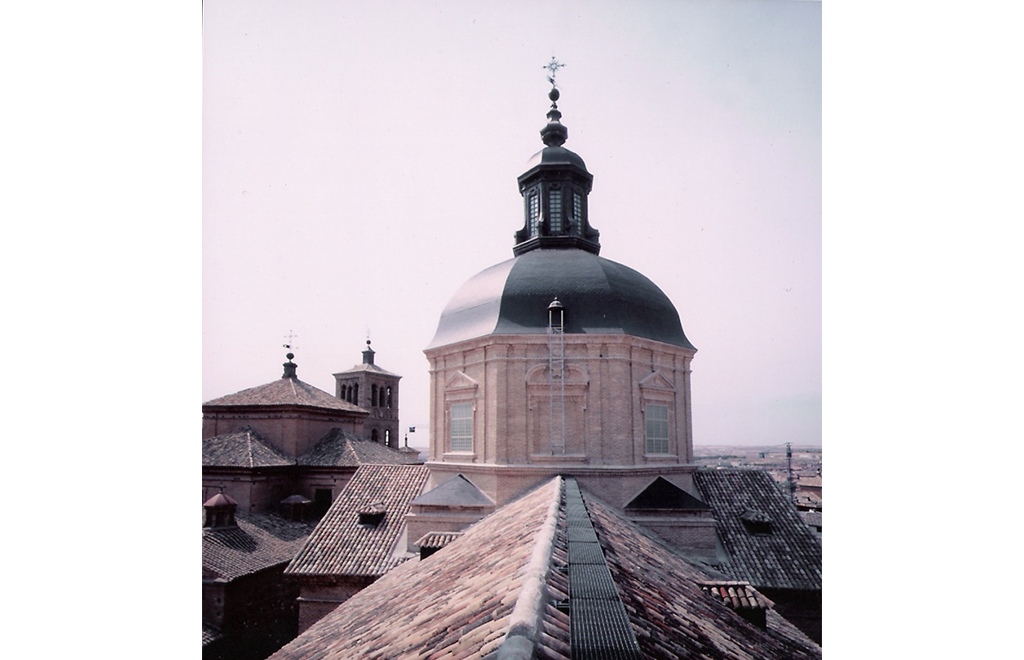 Imagen de restauración de la iglesia San Ildefonso, restauración de la cúpula, linterna, tambor y cubiertas por Sustratal